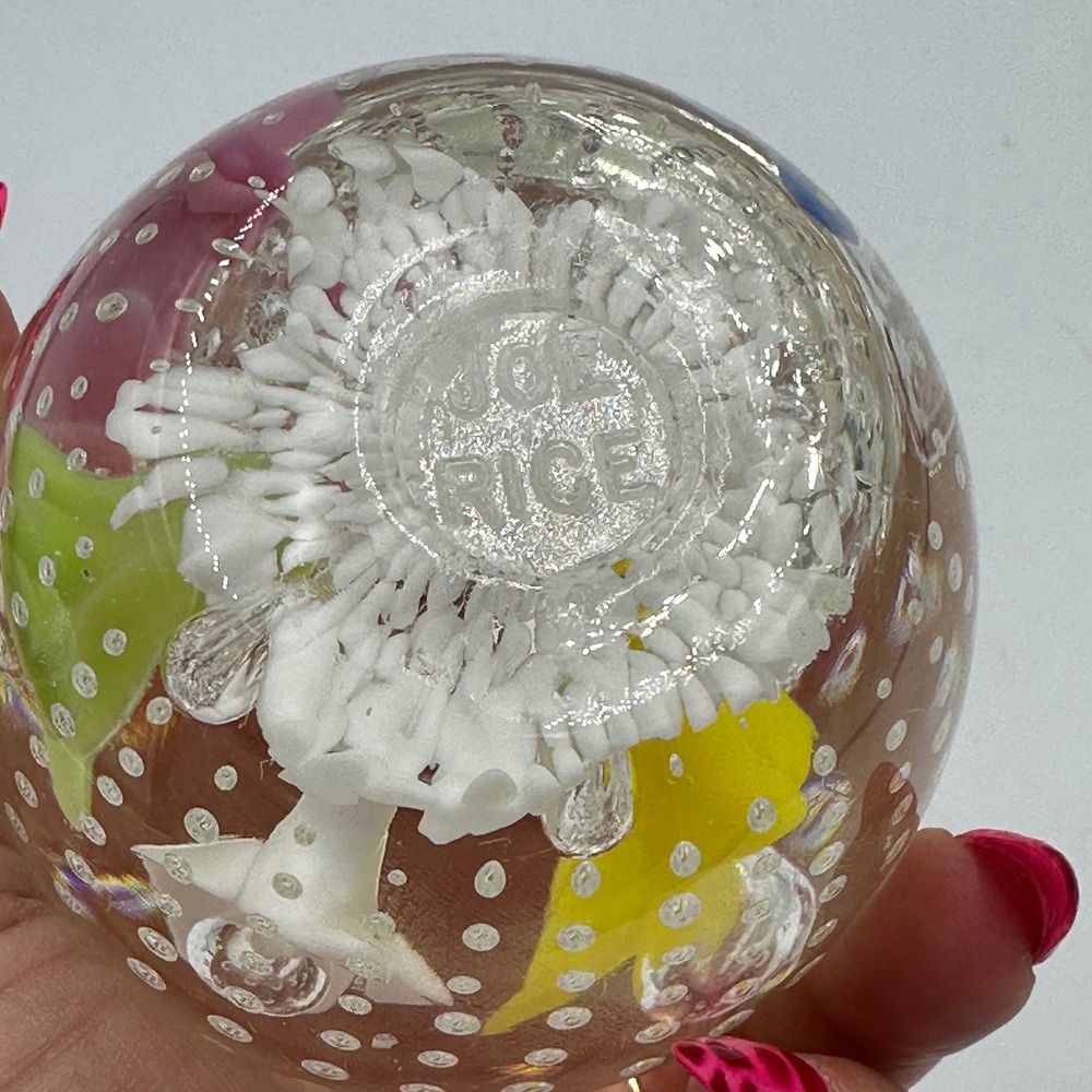 Joe Rice Art Glass Paperweight Egg Multi Color‎ Floral Controlled Bubble signed - Picture 9 of 10